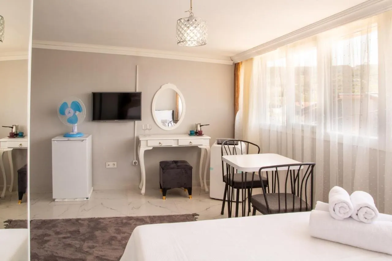 Convenient Studio Flat 10 Min To Seashore In Urla contacts
